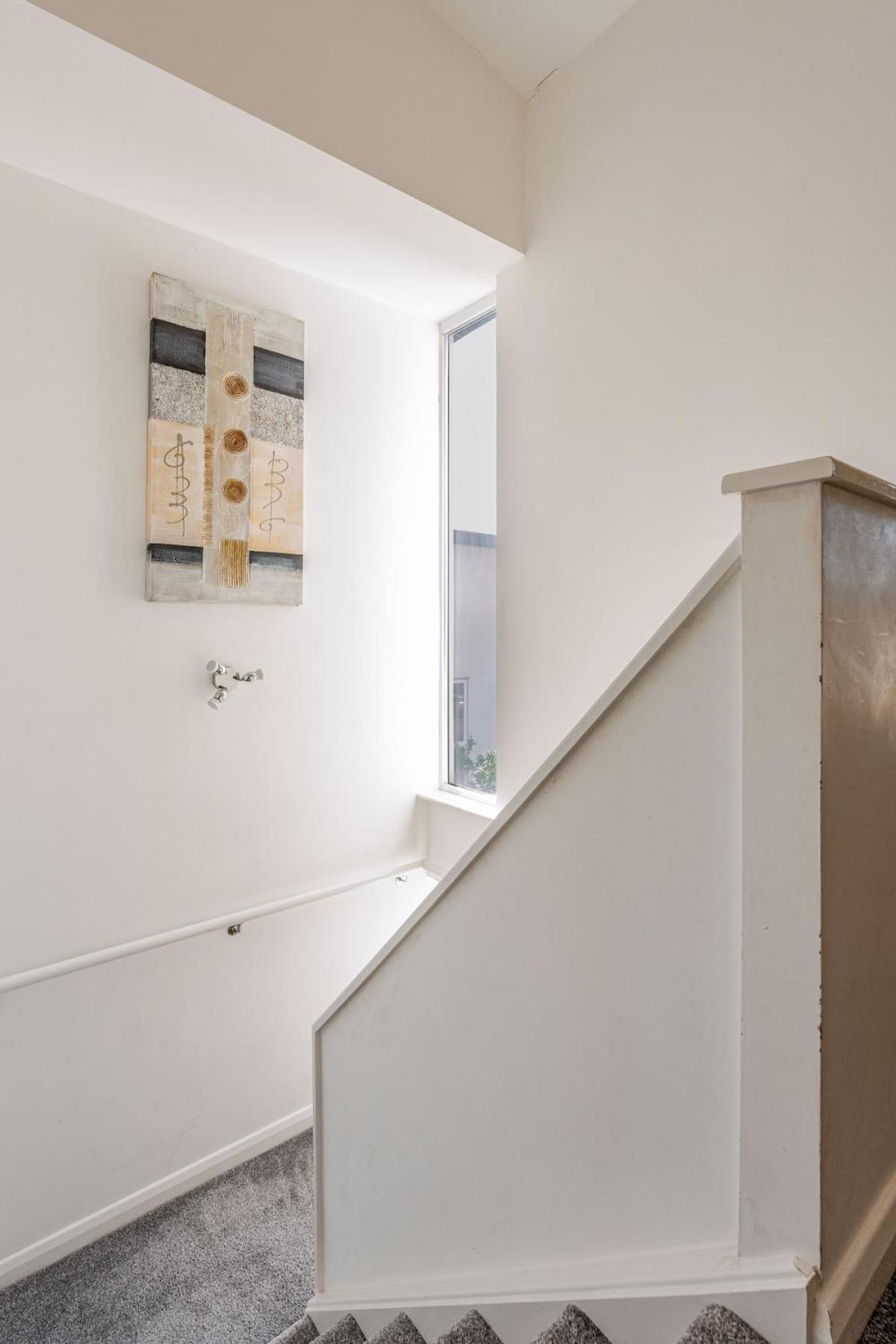 Comfortable 3-Storey House With Free Car Parking Manchester Dış mekan fotoğraf